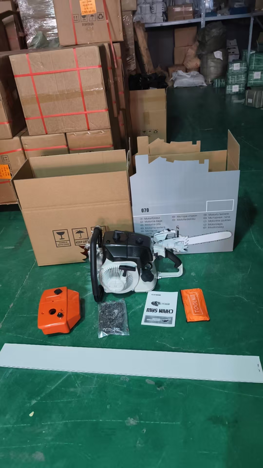 Power Carved in Steel: The Anatomy of a Modern Chainsaw